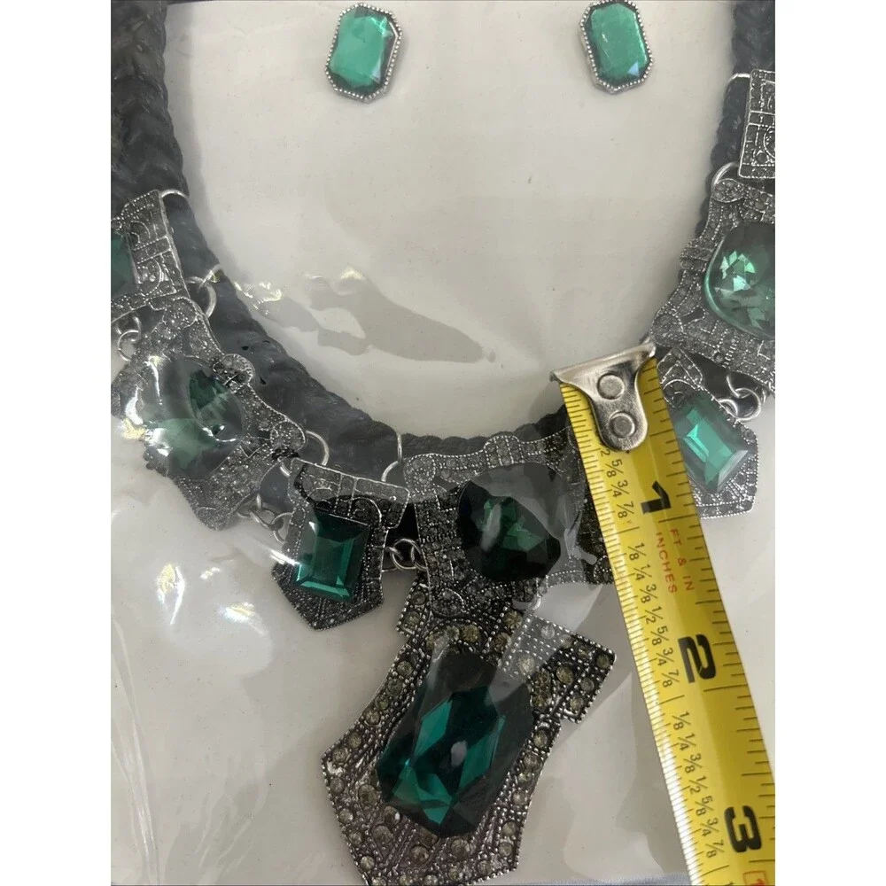 Green Crystal & Silver tone Statement Necklace & Earring Set
